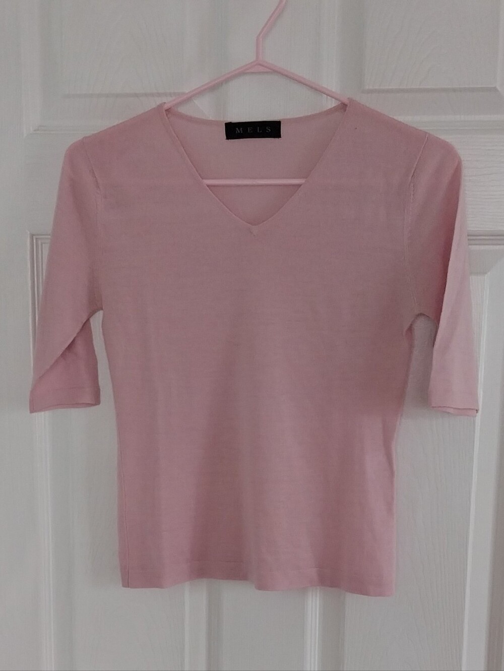Wool Blended Women's Pink V-Neck Short Sleeve Top